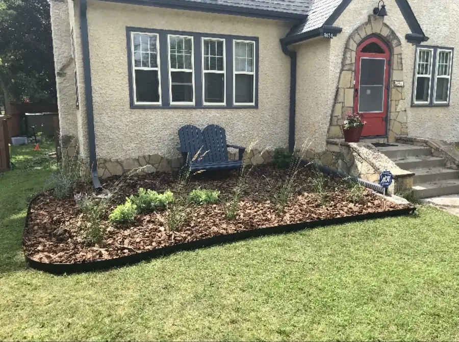 Front bed edged and mulched